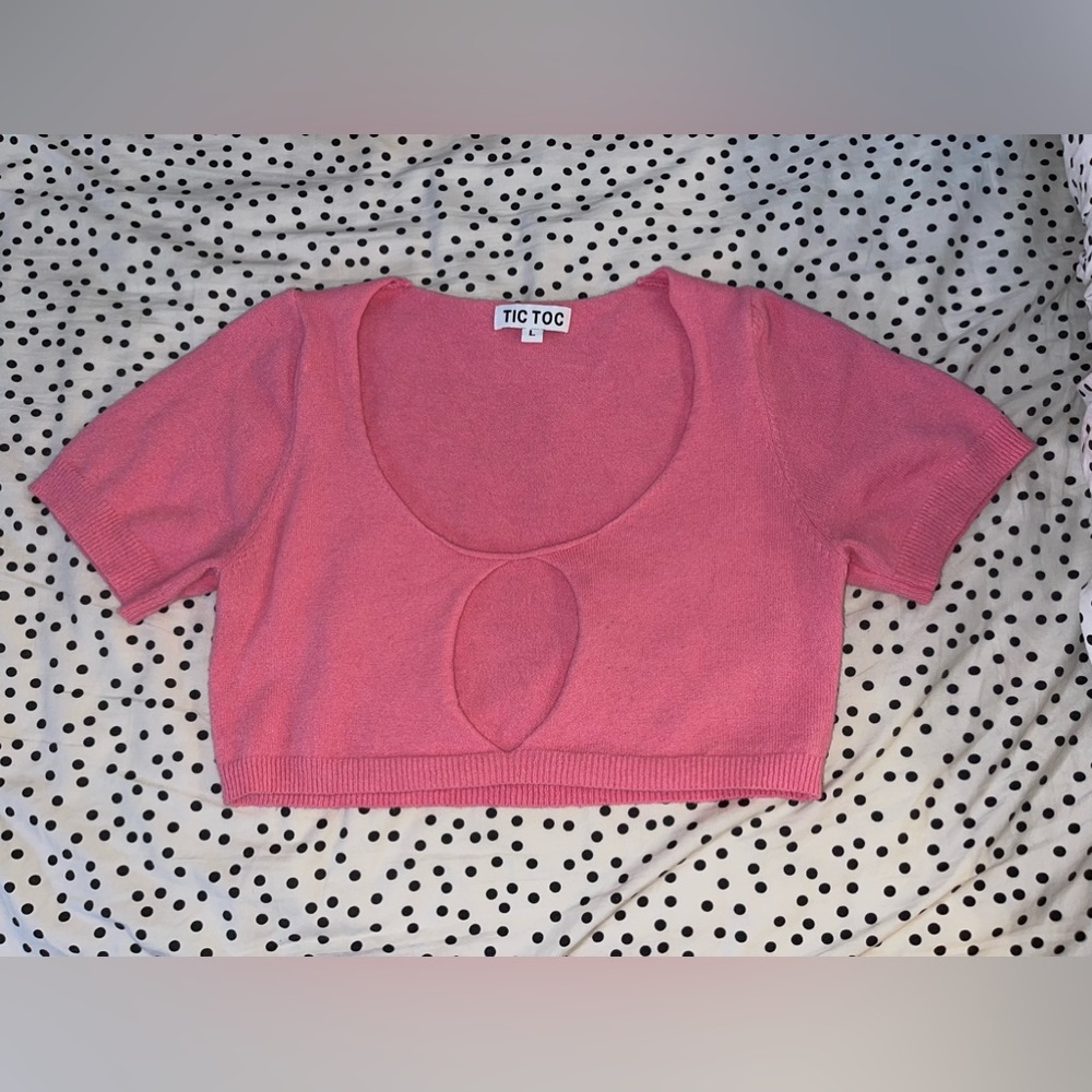 Pink keyhole crop top